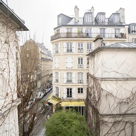 Beautiful Cocoon - Near Sacre-coeur * Parigi